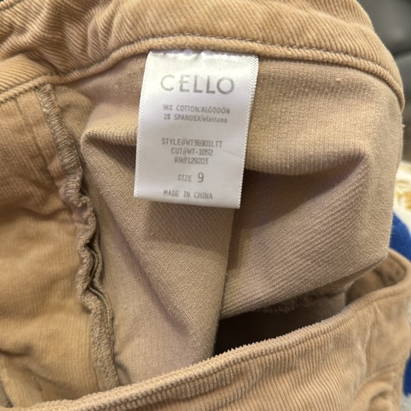 NWOT Cello tan flare corduroys - Picture 4 of 6